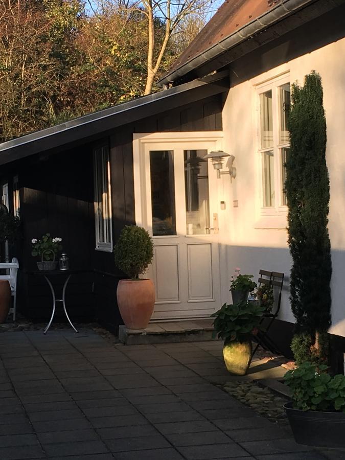 ניקובינג מורס Heltoften Bed & Breakfast מראה חיצוני תמונה